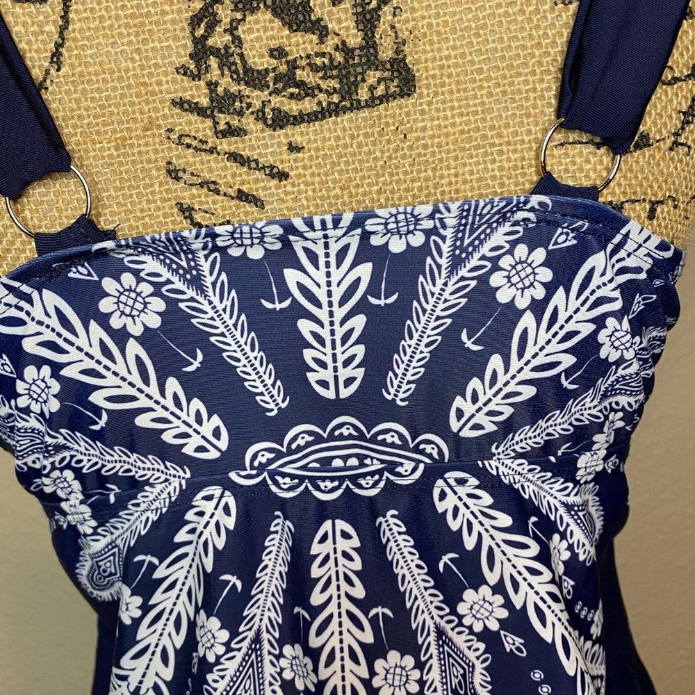 Navy and white Swimsuit Top Large - Picture 4 of 9